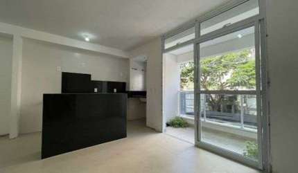 Apartamento à venda no Condomínio Marienplaplatz Residence no bairro Cambuí em Campinas - SP.