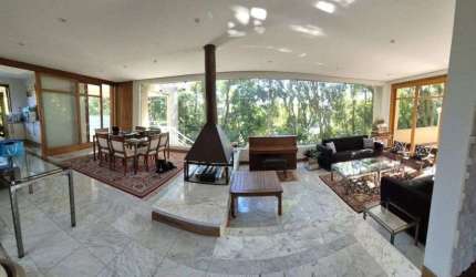 Casa alto padrão à venda no condomínio Forest Hills em Altos de São Fernando em Jandira - SP