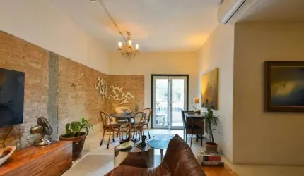 Apartamento à venda no Edifício Colonial na Bela Vista em São Paulo - SP