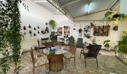 Casa à venda no Jardim Eulina em Campinas - SP.