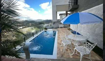Sobrado para venda no Condomínio New Ville em Santana de Parnaíba - SP