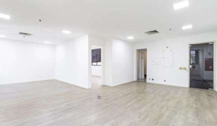 Sala comercial à venda no Condomínio Edifício Baptistella na Vila Buarque em São Paulo - SP