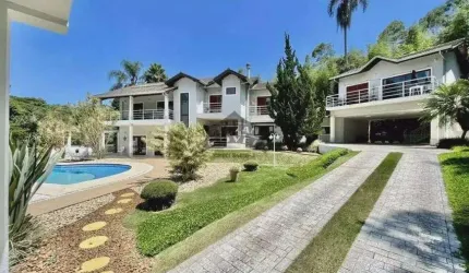 Casa à venda no Condomínio Dom Henrique II no bairro Parque Dom Henrique em Cotia - SP