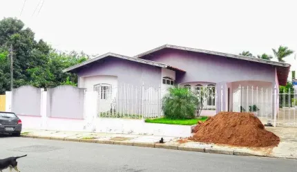 Casa para venda possui 300 metros quadrados com 4 quartos em Parque Ortolândia - Hortolândia - SP