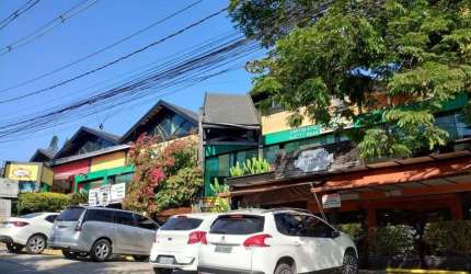 Centro Comercial à Venda com 16 lojas 100% locadas, Granja Viana, Cotia - SP