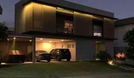 Casa alto padrão à venda no Condomínio Residencial Itahyê em Tamboré - SP.
