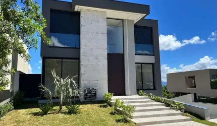 Casa à venda no Condomínio Genesis 2 Alphaville em Santana de Parnaíba - SP