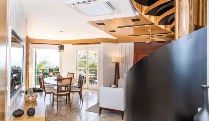Duplex mobiliado à venda em Costa Verde Tabatinga Litoral de São Paulo.
