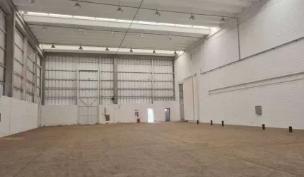 Galpão/Depósito/Armazém para locação com 1950m² em Jundiaí, São Paulo.