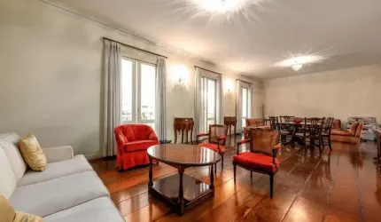 Apartamento à venda no Condominio Casa Bragança no Higienólis em São Paulo - SP.