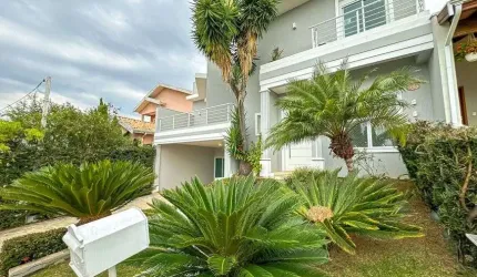 Casa à Venda no Condomínio Portal dos Ipês em Indaiatuba - SP