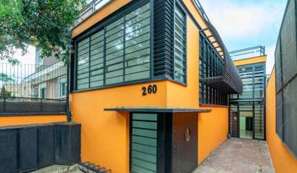 Casa sobrado comercial à venda na Vila Madalena em São Paulo - SP
