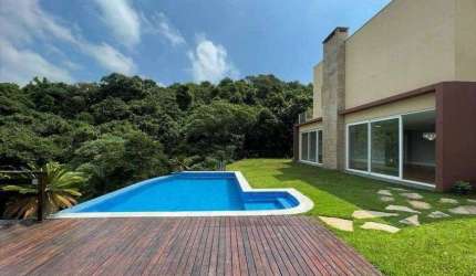 Casa altissimo padrão para venda no Condomínio Pousada dos Bandeirantes em Carapicuíba SP