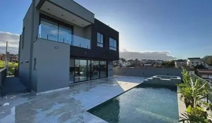 Casa Sobrado no Condomínio São Paulo II em Granja Viana II - Cotia - SP