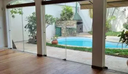 Amplo Sobrado à venda no Planalto Paulista em São Paulo - SP.