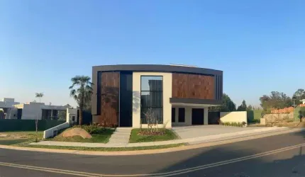 Casa de Alto Padrão à venda no Condomínio Vila dos Pinheiros em Indaiatuba-SP