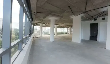 Apartamento para venda possui 575 metros quadrados com 4 quartos em Itaim Bibi - São Paulo - SP.