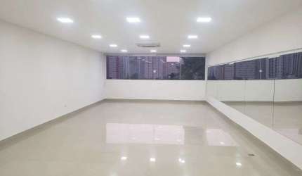 Prédio comercial à venda em São Paulo-SP