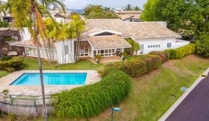 Casa à venda no Condomínio Residencial Bel Air no Gramado em Campinas - SP.