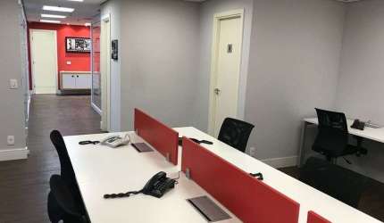Imóvel comercial disponível para locação ou venda no Edifício Office Tamboré em Barueri, São Paulo.