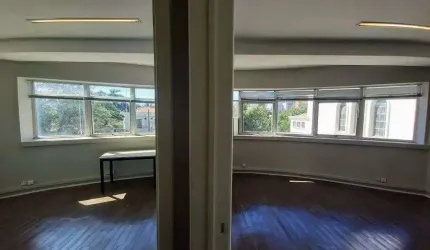 Salas comerciais combinadas para venda ou locação no Edifício Seisa no Itaim Bibi em São Paulo - SP
