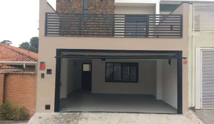 Belíssimo Sobrado à Venda no Parque Continental, São Paulo - SP