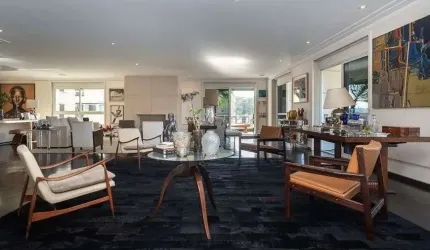 Apartamento para venda tem 468 metros quadrados com 4 quartos em Ibirapuera - São Paulo - SP.