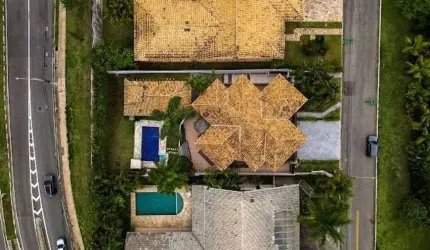 Casa de alto padrão disponível para venda e locação no Tamboré 3 em Santana de Paraíba - SP