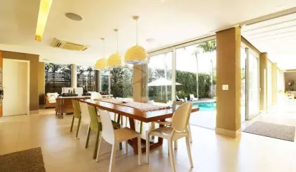 Casa de alto padrão à venda no Condomínio Páteo Santa Fé no Gramado em Campinas - SP.