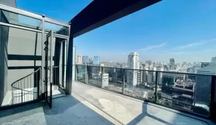 Duplex alto padrão à venda no condomínio Millennium Faria Lima em São Paulo - SP