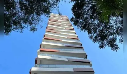 Cobertura de alto padrão à venda no Condominio Stratos Itaim em São Paulo - SP.