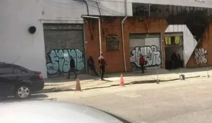 Galpão à venda em São Paulo-SP
