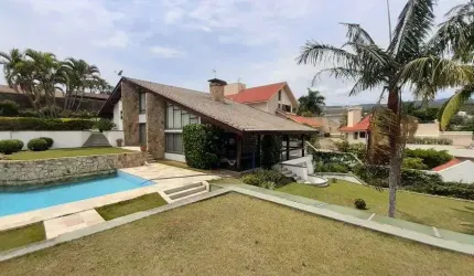 Casa à venda em Atibaia no Jardim Itaperi, Quadra dos Príncipes - São Paulo