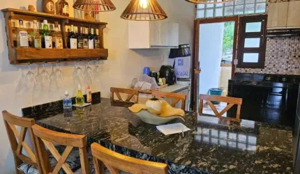 Casa sobrado à venda em Massaguaçu em Caraguatatuba - SP