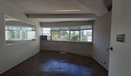 Sala comercial para venda ou locação no Condomínio Edifício Seisa no Itaim Bibi em São Paulo - SP