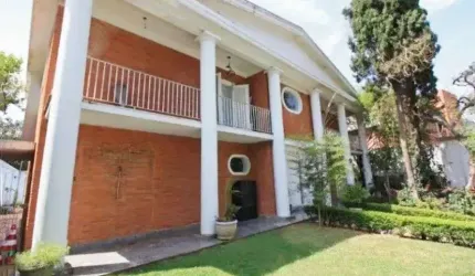 Sobrado à venda no bairro Pinheiros em São Paulo - SP