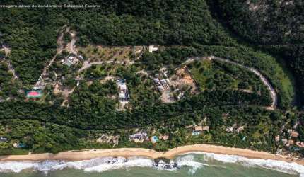 Lote à Venda no Condomínio Estâncias Fasano, Praia de Itapororoca, Porto Seguro - BA
