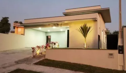 Casa para venda no Condominio Shangrilá em Campinas - SP.