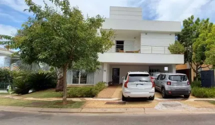Casa de esquina à venda no Condomínio Sainte Helene em Campinas - SP.