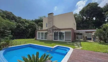 Casa Sobrado para Aluguel e Venda na Pousada dos Bandeirantes em Carapicuíbe - SP