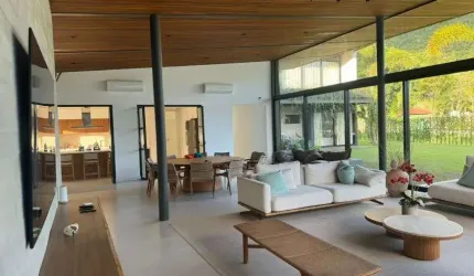 Mansão à venda no Condomínio Portobello em Mangaratiba - RJ
