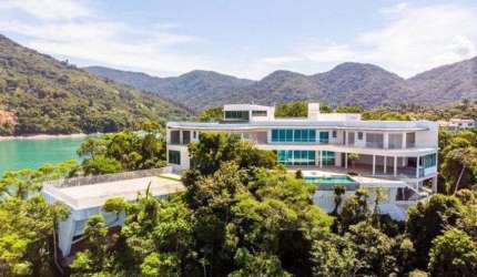 Casa para venda e locação na Península de Santa Rita em Ubatuba - SP.