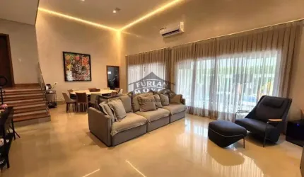 Casa Sobrado alto padrão à venda no Condomínio Alphaville Granja Viana em Carapicuíba - SP
