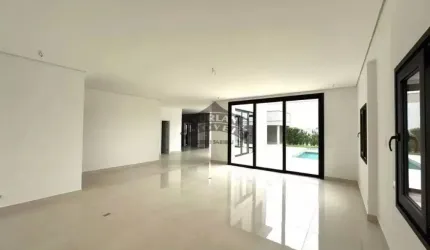 Casa Sobrado alto padrão à venda no Alphaville Granja Viana na Granja Viana em Carapicuíba - SP