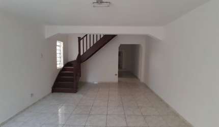 Sobrado comercial para locação - Mirandópolis - SP
