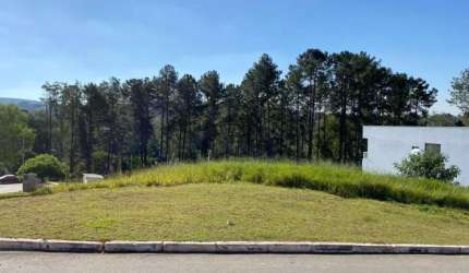 Terreno à venda no Condomínio Lago do Sol na Granja Viana em Cotia - SP