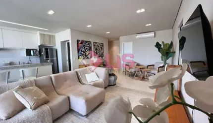 Venha morar neste belo apartamento mobiliado no Aruan com vista para o mar!