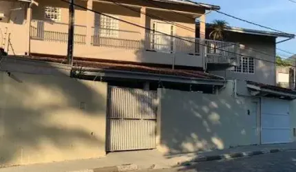 Casa à venda 5 Quartos, 2 Suites, 3 Vagas, Martim de Sá, Caraguatatuba - SP