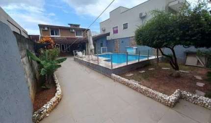 Casa à venda 3 Quartos, 6 Vagas, 244M², Martim de Sá, Caraguatatuba - SP