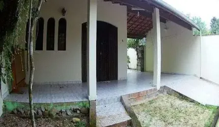 Casa à venda 3 Quartos, 1 Suite, 3 Vagas, 180M², Cidade Jardim, Caraguatatuba - SP
